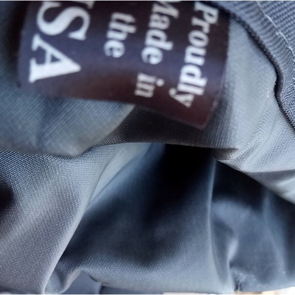 Red Dog Beer Black Folding Bleacher Cushion Stadium Seat with Shoulder Strap USA - Picture 5 of 11